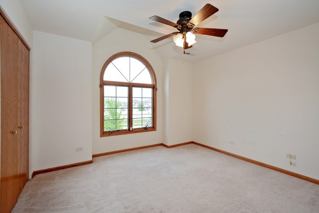1174 Cherry Ln, Beecher, IL 60401 photo 9
