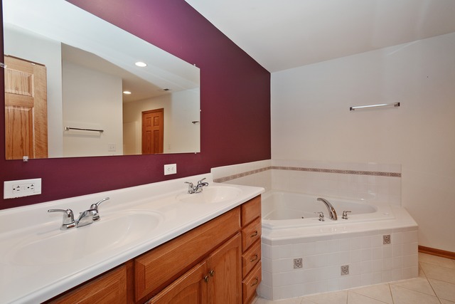 1174 Cherry Ln, Beecher, IL 60401 photo 10