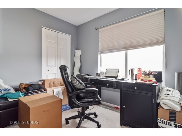 1439 Beaumont Cir, Bartlett, IL 60103 photo 10