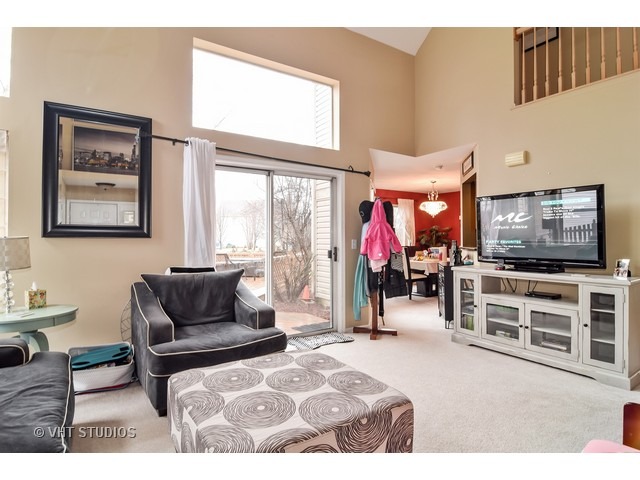 1439 Beaumont Cir, Bartlett, IL 60103 photo 4