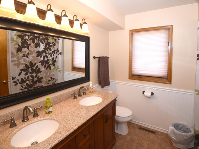 405 S Meier Rd, Mount Prospect, IL 60056 photo 11