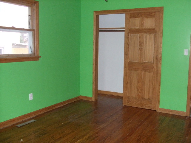 1051 N Vaughn Dr, Kankakee, IL 60901 photo 8
