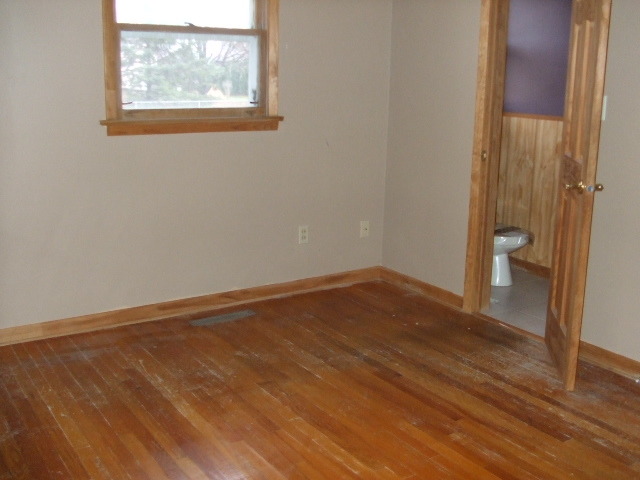 1051 N Vaughn Dr, Kankakee, IL 60901 photo 6