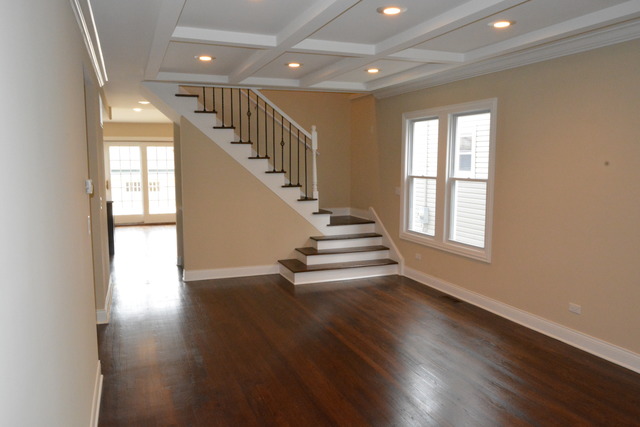 5317 W Waveland Ave, Chicago, IL 60641 photo 3