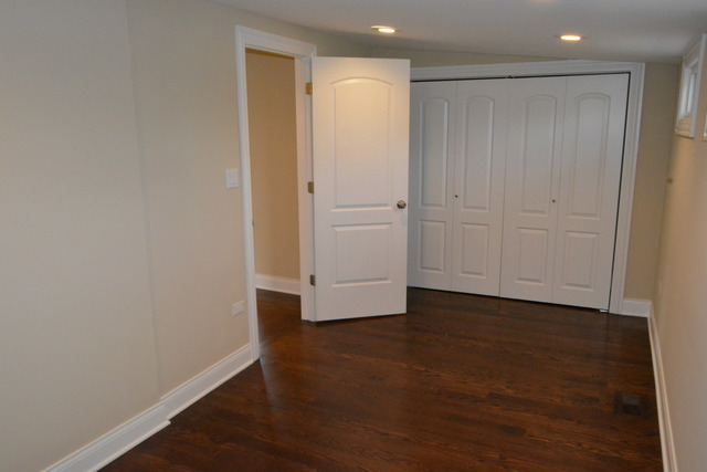 5317 W Waveland Ave, Chicago, IL 60641 photo 14