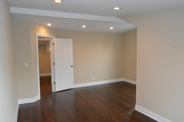 5317 W Waveland Ave, Chicago, IL 60641 photo 13