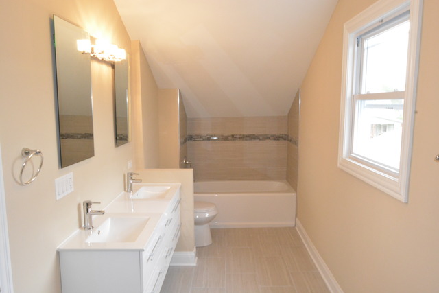 5317 W Waveland Ave, Chicago, IL 60641 photo 11
