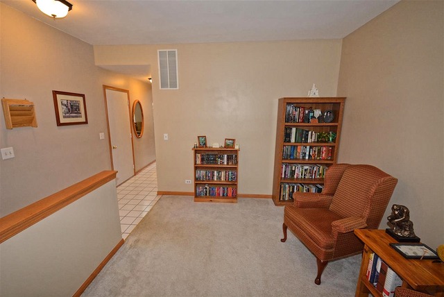 2304 Rossiter Ct, Plainfield, IL 60586 photo 2