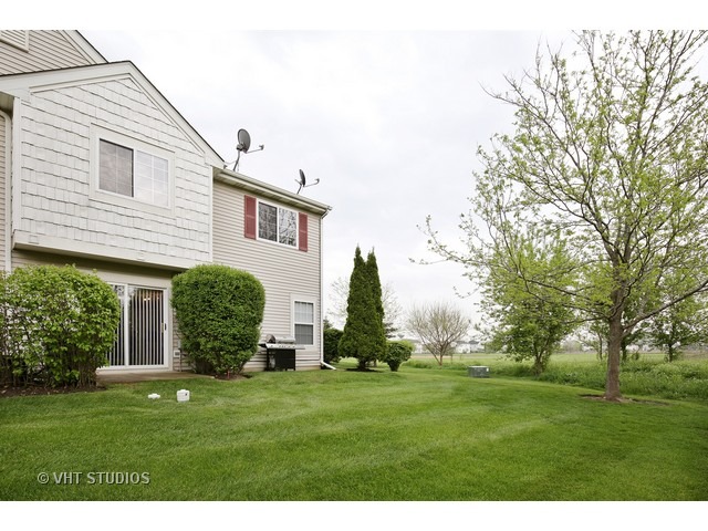 11030 Cape Cod Ln, Huntley, IL 60142 photo 14