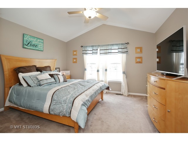 11030 Cape Cod Ln, Huntley, IL 60142 photo 8