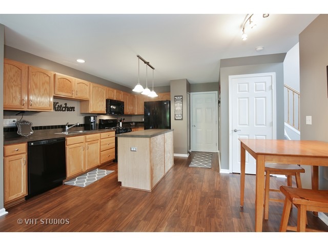 11030 Cape Cod Ln, Huntley, IL 60142 photo 4