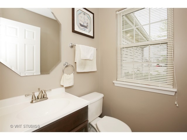 11030 Cape Cod Ln, Huntley, IL 60142 photo 13