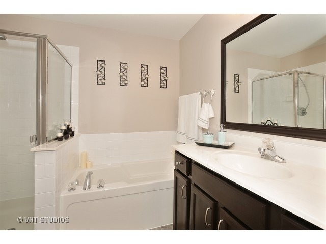 11030 Cape Cod Ln, Huntley, IL 60142 photo 9