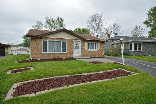 16119 Beth Ct, Oak Forest, IL 60452 photo 1