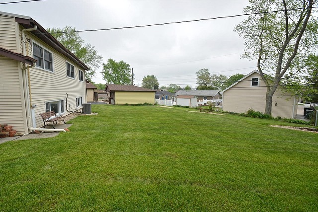 16119 Beth Ct, Oak Forest, IL 60452 photo 18