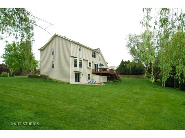 760 Spruce Tree Ln, Algonquin, IL 60102 photo 19