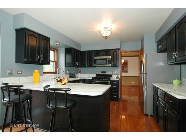 760 Spruce Tree Ln, Algonquin, IL 60102 photo 5
