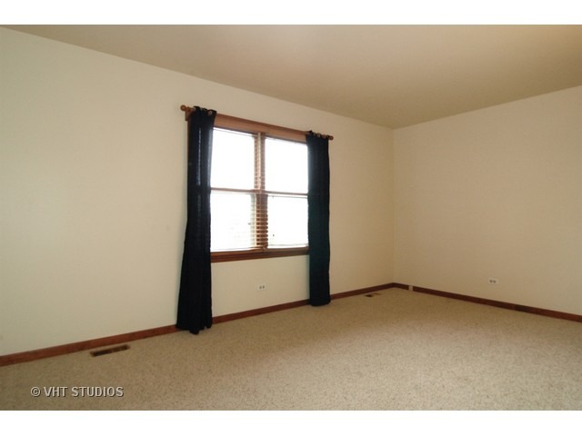 760 Spruce Tree Ln, Algonquin, IL 60102 photo 11