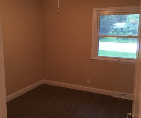 67 E Circle Dr, Montgomery, IL 60538 photo 10