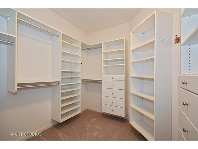 2807 Bond Cir, Naperville, IL 60563 photo 10