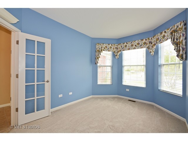 2807 Bond Cir, Naperville, IL 60563 photo 13