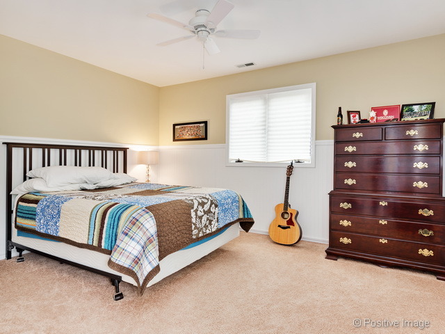 802 Howard St, Wheaton, IL 60187 photo 17