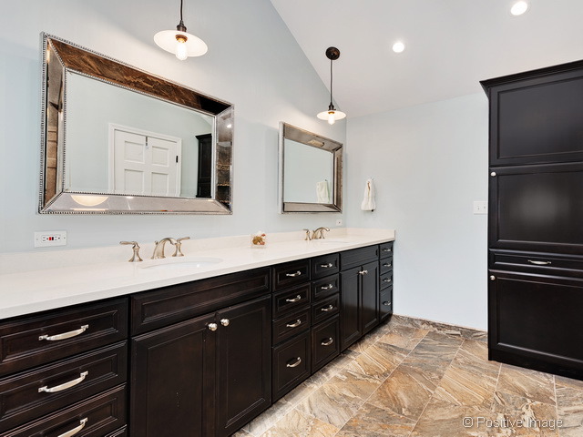 802 Howard St, Wheaton, IL 60187 photo 14