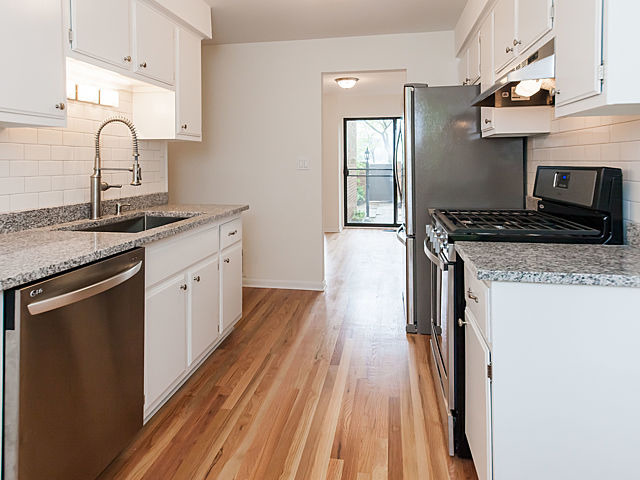 1266 W Westgate Ter, Chicago, IL 60607 photo 6