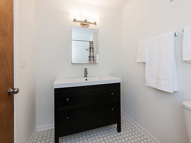 1266 W Westgate Ter, Chicago, IL 60607 photo 13