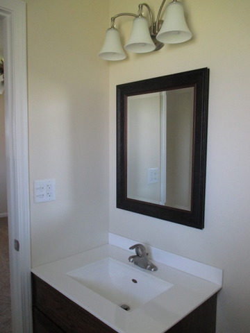610 E 2nd St, Lockport, IL 60441 photo 15
