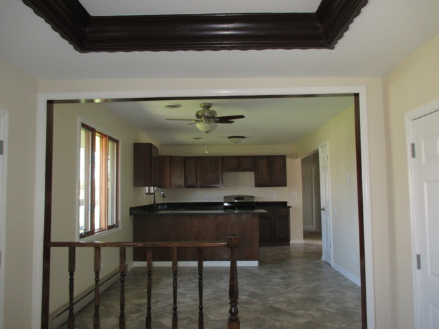 610 E 2nd St, Lockport, IL 60441 photo 10