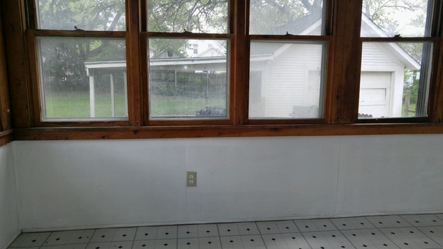 411 Edwards St, Aurora, IL 60505 photo 5