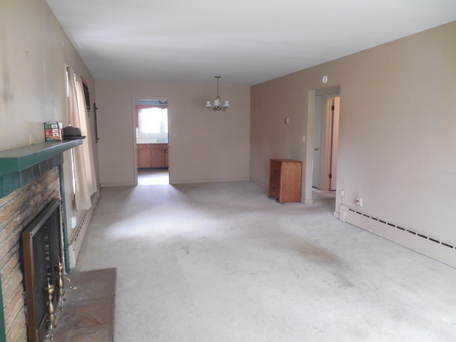 305 E Prairie St, Plano, IL 60545 photo 3