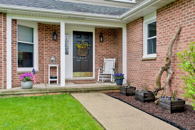 129 Mainsail Dr, Third Lake, IL 60030 photo 2