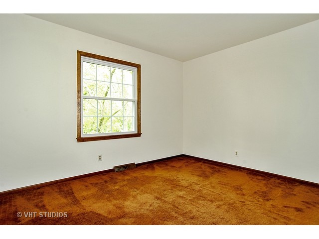 518 Sunshine Ct, Algonquin, IL 60102 photo 13