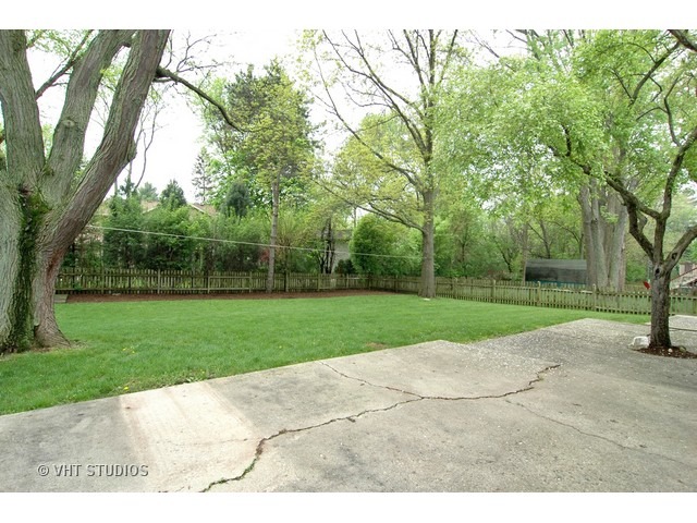 518 Sunshine Ct, Algonquin, IL 60102 photo 15