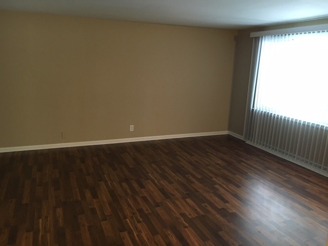 3110 11th St, Winthrop Harbor, IL 60096 photo 2
