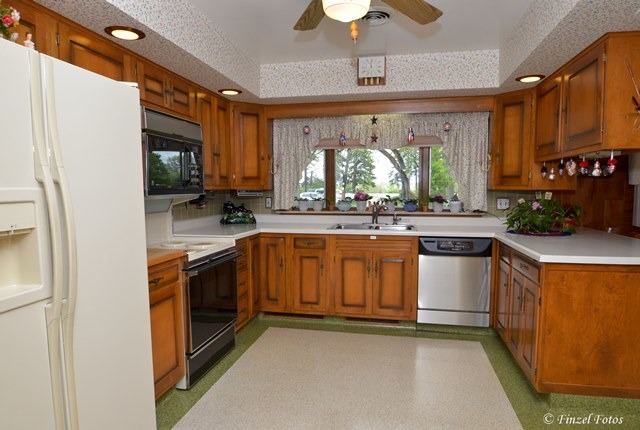 14016 Harmony Rd, Huntley, IL 60142 photo 7