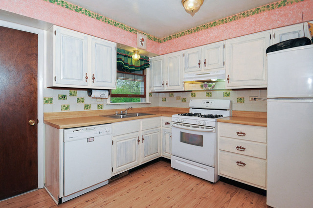 705 Crestview Dr, Ingleside, IL 60041 photo 6
