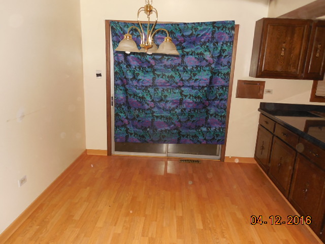 2524 Athens Rd, Olympia Fields, IL 60461 photo 4