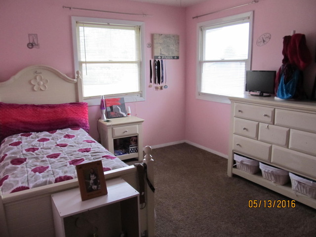 7908 Elm St, Harvard, IL 60033 photo 9