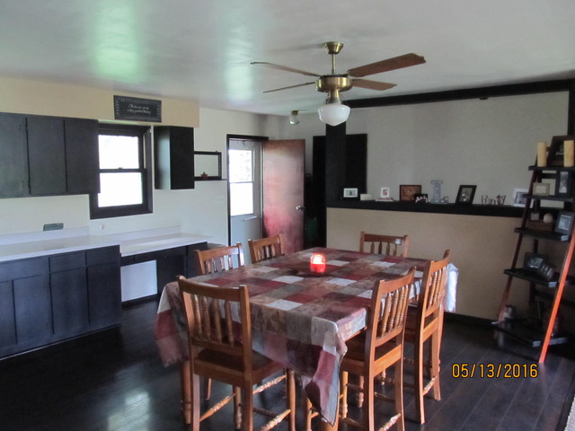 7908 Elm St, Harvard, IL 60033 photo 6