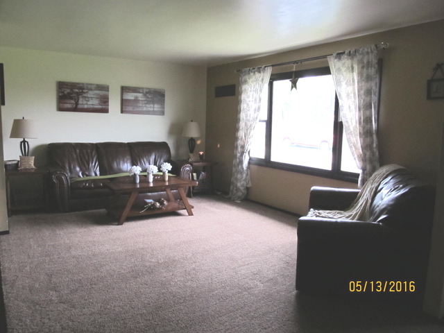 7908 Elm St, Harvard, IL 60033 photo 4
