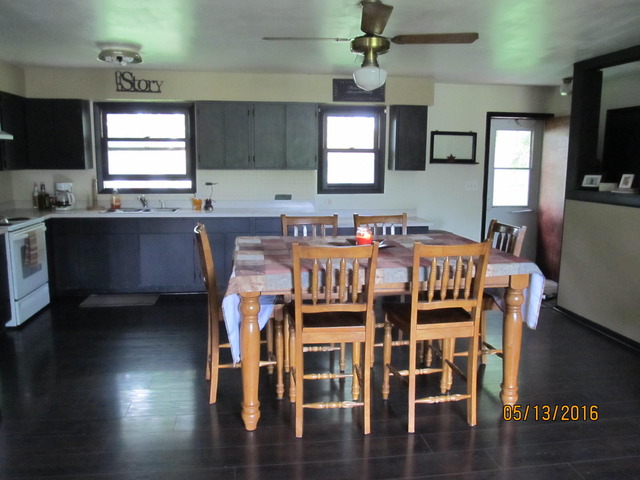 7908 Elm St, Harvard, IL 60033 photo 17