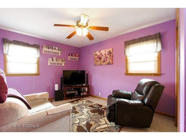 8036 Mcvicker Ave, Burbank, IL 60459 photo 7