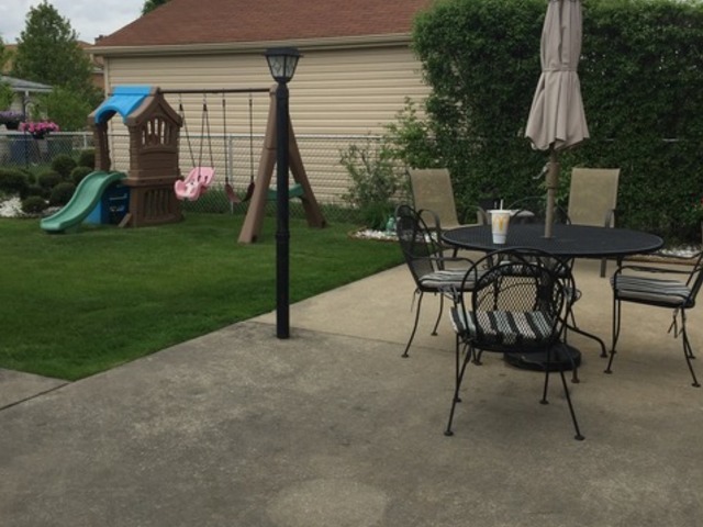 8036 Mcvicker Ave, Burbank, IL 60459 photo 16