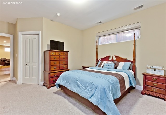 522 E 46th Pl, Chicago, IL 60653 photo 11