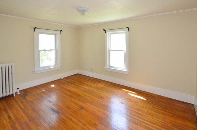 576 4th Ave, Aurora, IL 60505 photo 6