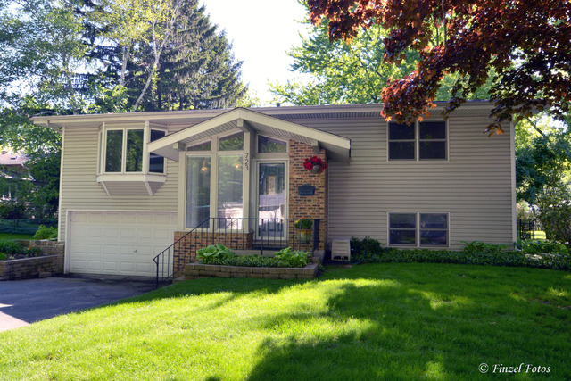 723 Webster St, Algonquin, IL 60102 photo 1