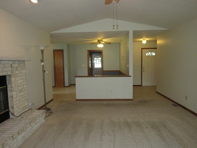 117 E 3rd St, Braidwood, IL 60408 photo 11